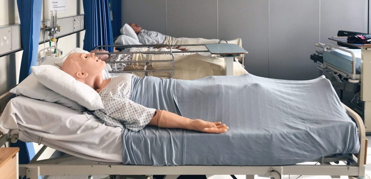 Ward beds